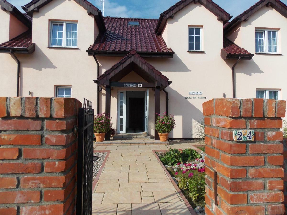 Pokoje Goscinne Neptunia Rusinowo  Exterior foto
